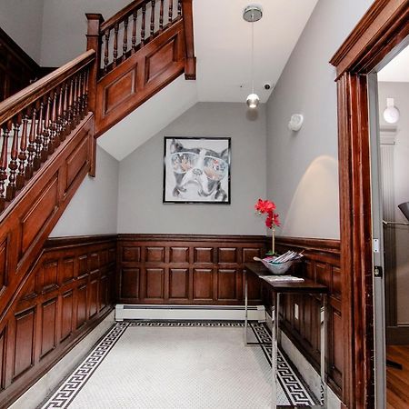 A Stylish Stay W/ A Queen Bed, Heated Floors.. #15 Brookline Exterior photo