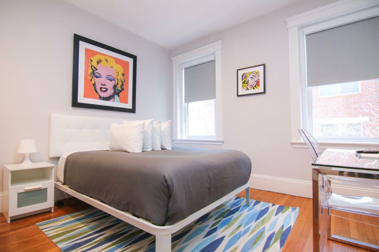 A Stylish Stay W/ A Queen Bed, Heated Floors.. #15 Brookline Exterior photo